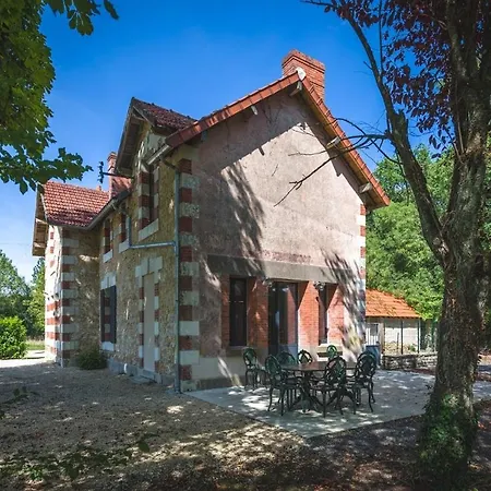 Holiday home Le De La Foret